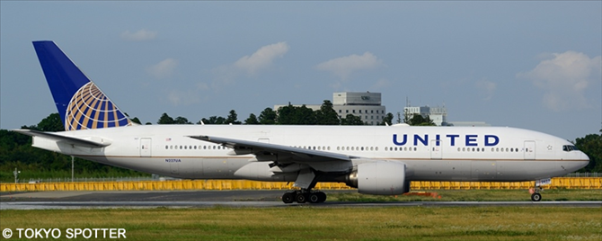 United Airlines -Boeing 777-200 Decal
