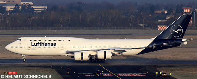 Lufthansa Boeing 747-8 Decal