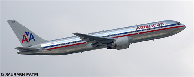 American Airlines Boeing 777-300 Decal