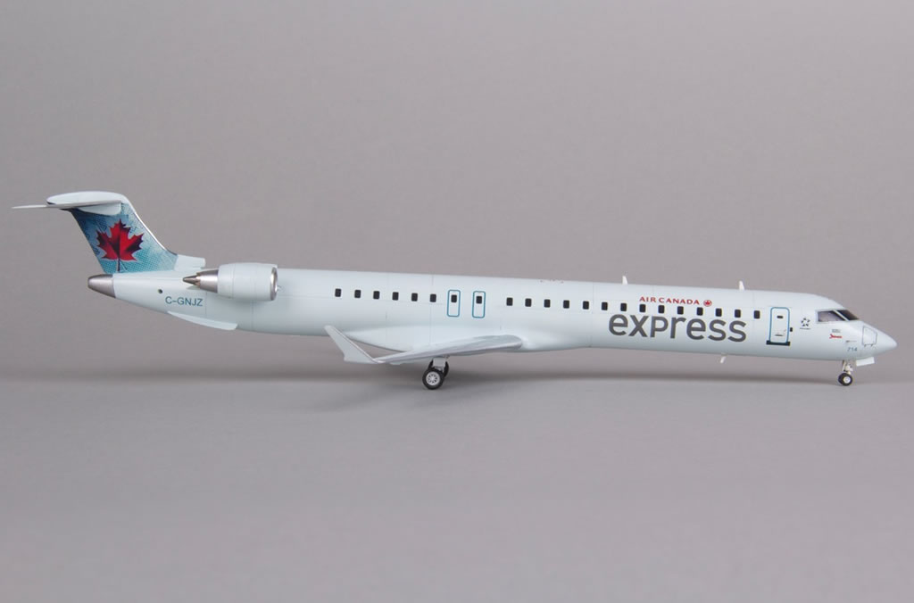 Details about   V1 Decals Bombardier CRJ 705-900 Air Canada Express for 1/144 Welsh Model Kit 