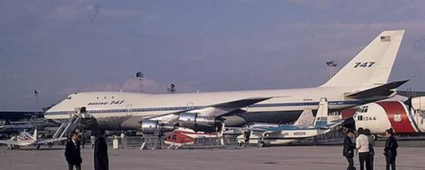 Boeing -Boeing 747-100 Decal