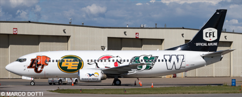 Canadian North -Boeing 737-300 Decal