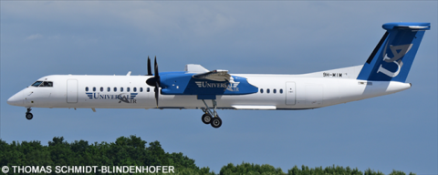 Universal Air Bombardier Dash 8-Q400 Decal